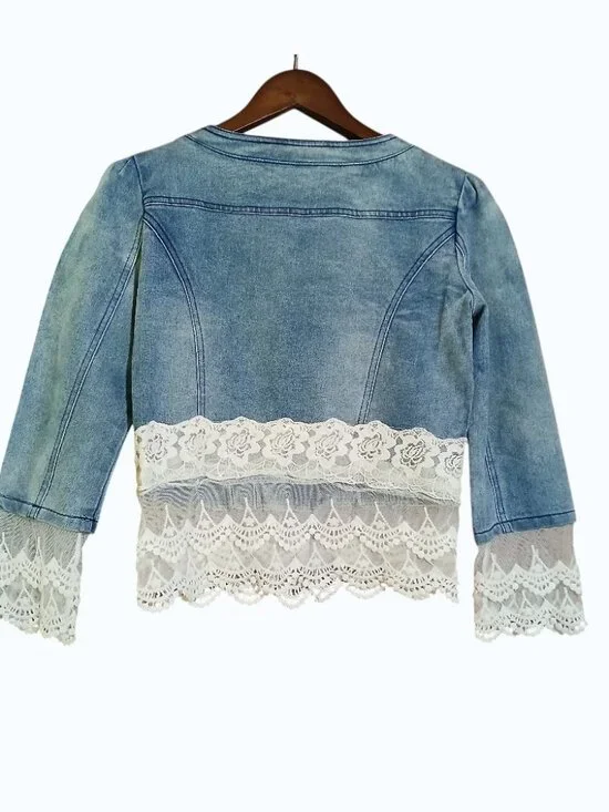 WTY Blue Jean Jacket with Faux Pearls and Lace/Crochet Cuffs & Hem - EUC - Picture 3 of 12